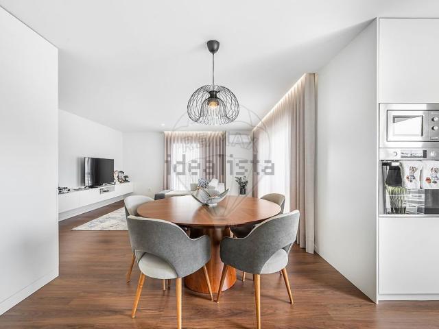 Apartamento, Vila Nova de Famalicão e Calendário