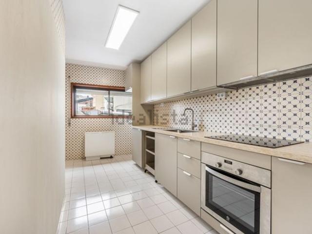 Apartamento, Vila Nova de Famalicão e Calendário
