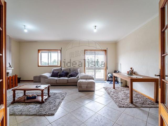 Apartamento, Vila de Cucujães