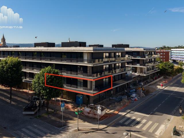 Apartamento, Vila Verde e Barbudo