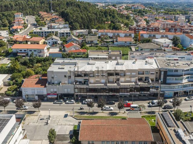 Apartamento, Vila Verde e Barbudo