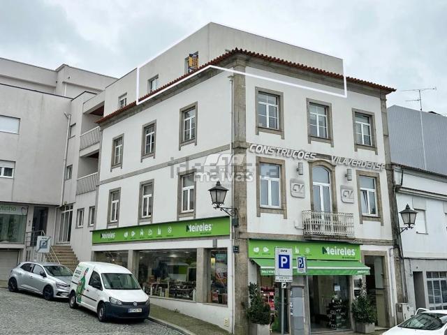 Apartamento, Vila Verde e Barbudo
