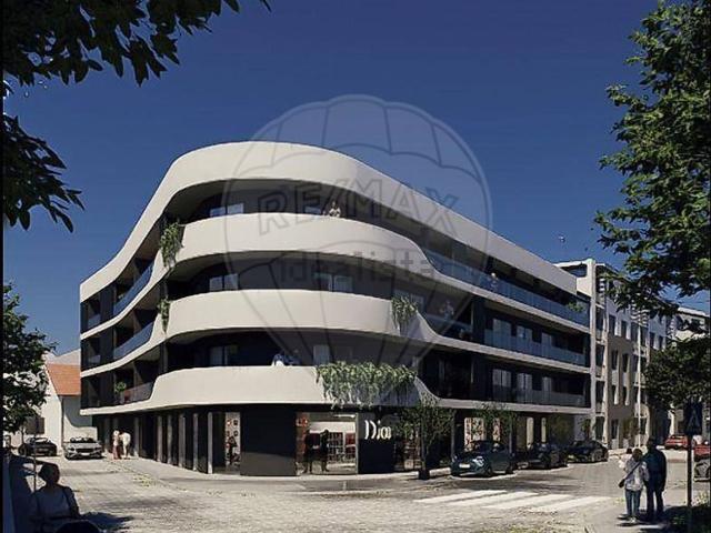 Apartamento, Vila Verde e Barbudo