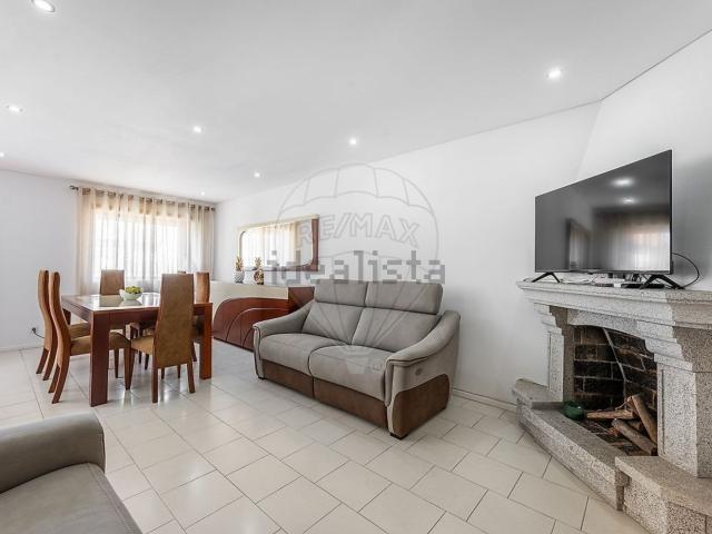 Apartamento, Vila Verde e Barbudo