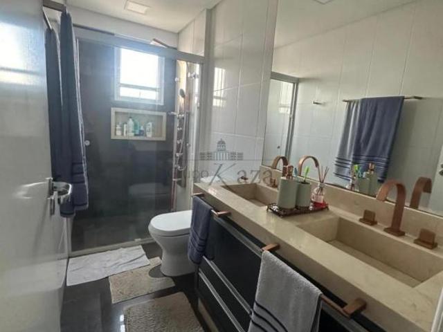 Apartamento VISTA LIVRE ÚLTIMO ANDAR, Condomínio Splendor Garden Jardim das Indústrias, 4 Quartos