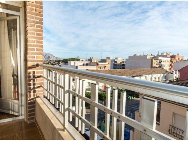 Apartamento vistas despejadas