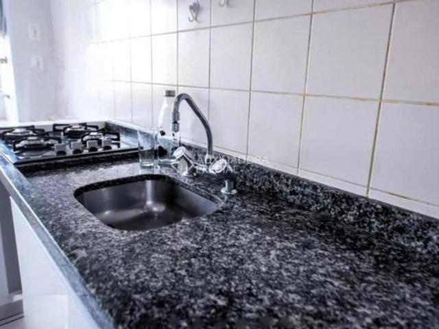 apartamento Weekend, composto 02 dormitórios, sala de estar/jantar, banheiro social