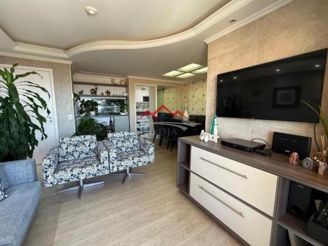 Apartamento à condomínio Garden Place em Jundiaí SP