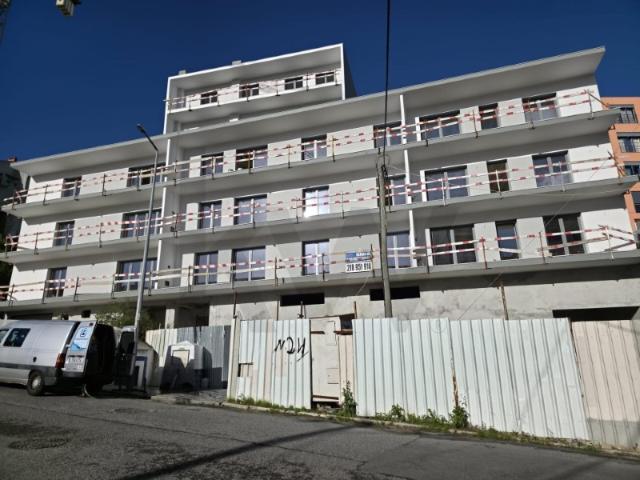 Apartamento T2 Novo com Varanda e Box no AURA 24, Ramada