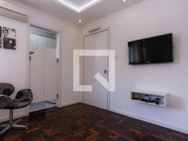 Apartamento à Venda Menino Deus, 1 Quarto, 30 m² Porto Alegre