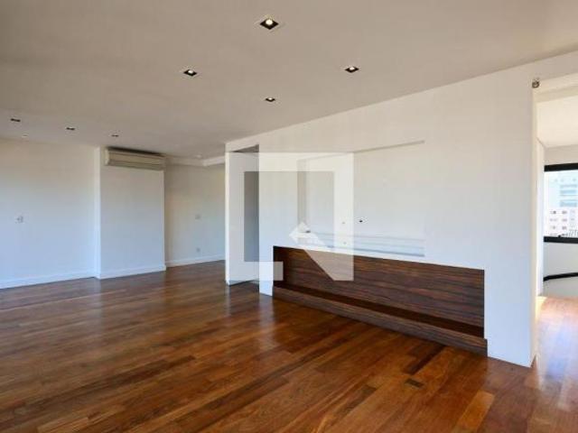 Apartamento à Venda Morumbi, 2 Quartos, 222 m2