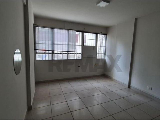 Apartamento a venda na Av. Boa Viagem!