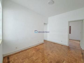 Apartamento à venda na Aclimação com 2 quartos