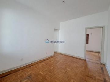 Apartamento à venda na Aclimação com 2 quartos