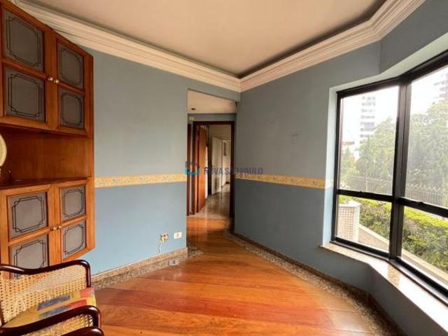 Apartamento à venda na Aclimação, 185m2, 4 quartos