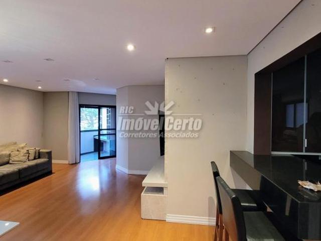 Apartamento à venda na Água Verde