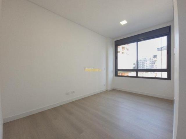Apartamento à venda na Água Verde