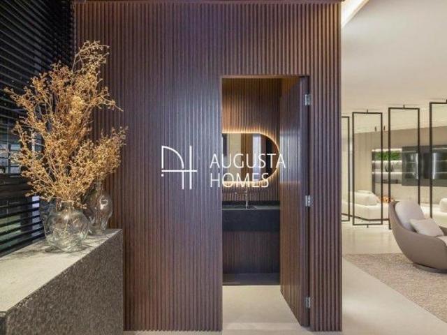 Apartamento à venda na Água Verde