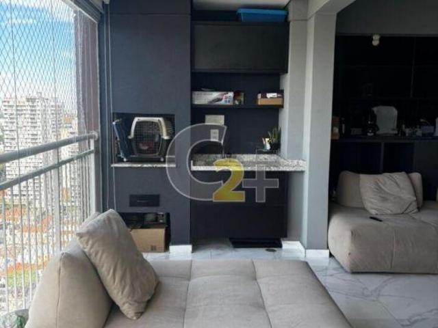 Apartamento à venda na Barra Funda com 2 quartos, 1 suíte e 2 vagas de garagem