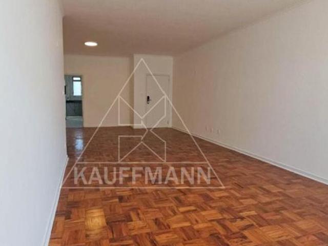 Apartamento à Venda na Bela Vista 1 Suíte 1 Vaga 150m² de Área Útil