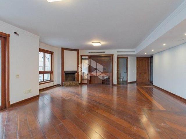 Apartamento à venda na Bela Vista, com 3 dormitórios, sendo 3 suítes e 3 vagas cobertas