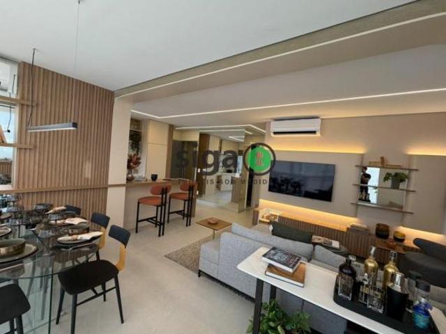 Apartamento a venda na Chácara Santo Antônio com 2 quartos