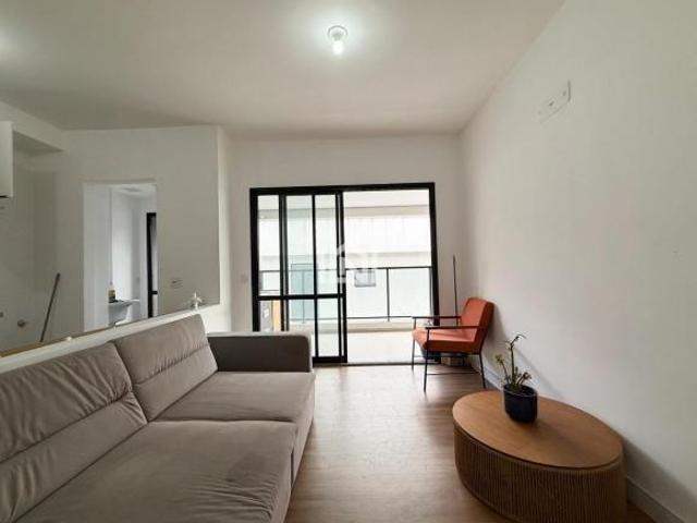Apartamento à venda na Granja Viana