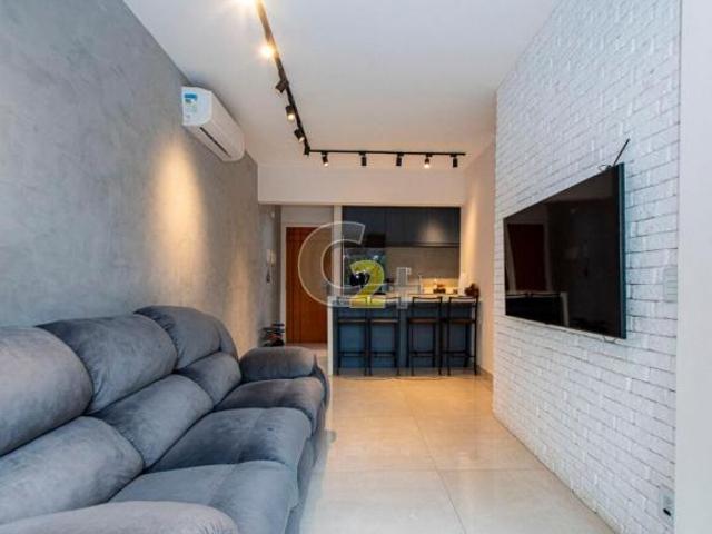 Apartamento a venda na Lapa com 2 quartos, 1 suíte, 1 vaga