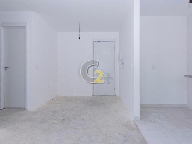 Apartamento à venda na Lapa com 2 quartos e sem vaga