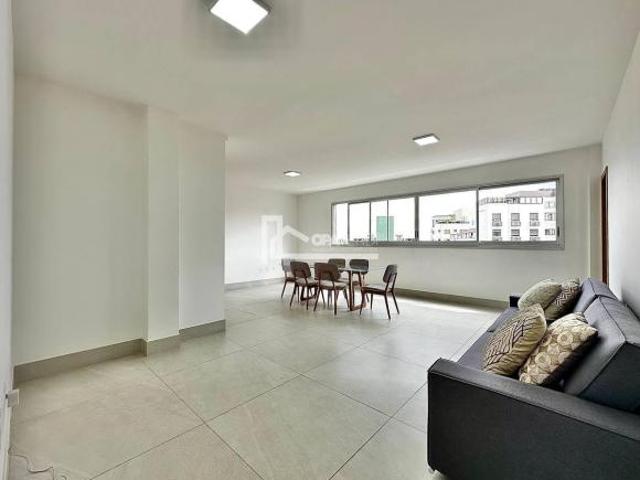 Apartamento à venda na Liberdade