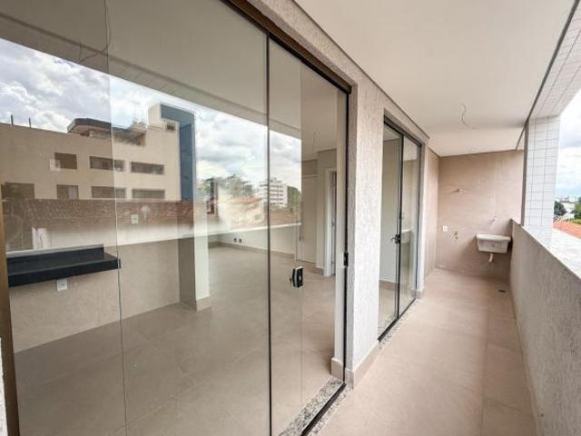 Apartamento à venda na Liberdade