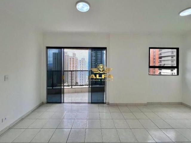 Apartamento à venda na Praia das Astúrias Guarujá  3 quartos, suíte, varanda e lazer | Alfa Imóveis