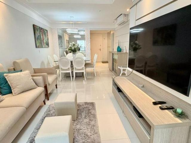 Apartamento à Venda na Praia das Pitangueiras Alfa Imóveis Guarujá