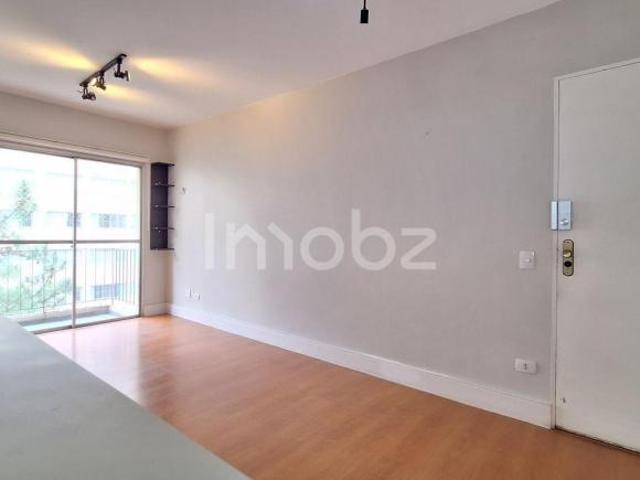 Apartamento à venda na Rua Aibi, 53 Vila Romana São Paulo SP