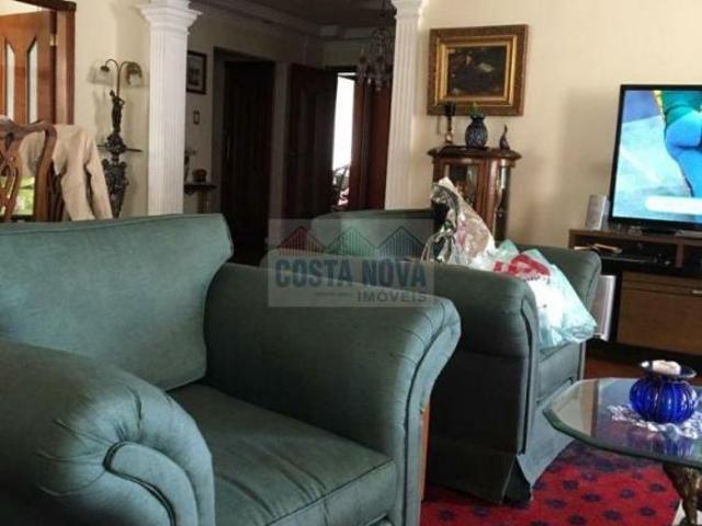 Apartamento à venda na Rua Conselheiro Brotero