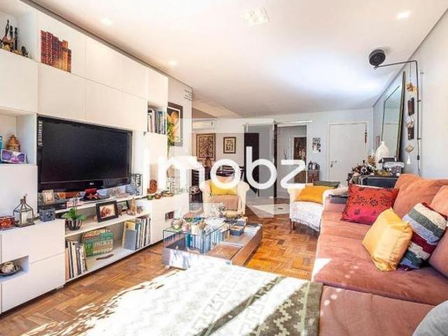 Apartamento à venda na Rua Patápio Silva, 241 Vila Madalena São Paulo SP