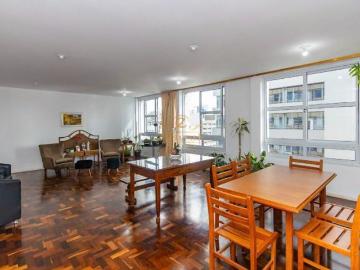 APARTAMENTO A VENDA NA REGIÃO CENTRAL DE CURITIBA