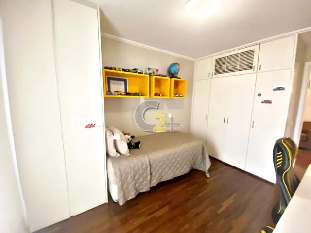 Apartamento à venda na Sumaré com 4 suítes e 5 vagas
