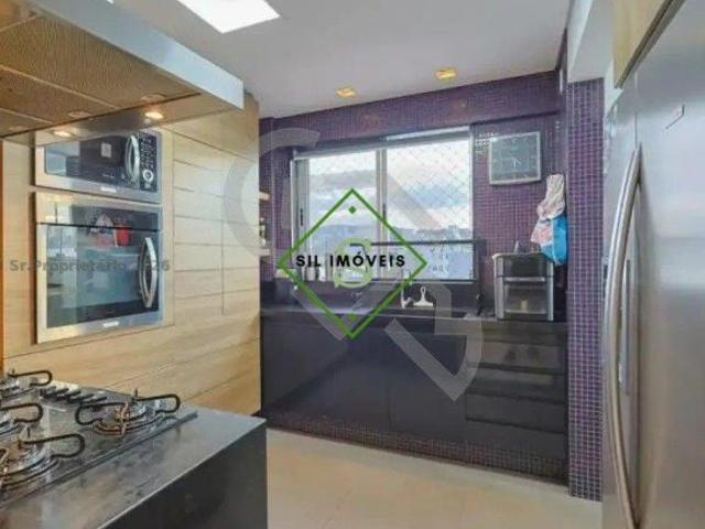 Apartamento à venda na Sagrada Família