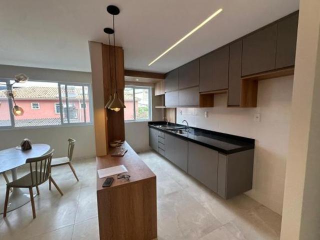 Apartamento à venda na Sagrada Família