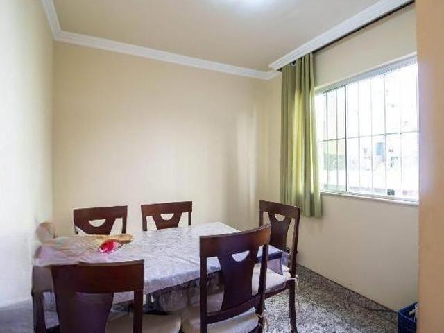 Apartamento à venda na Sagrada Família