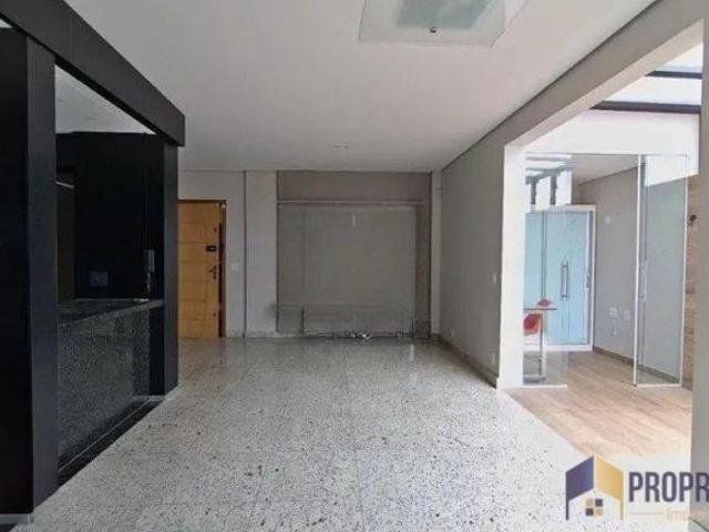Apartamento à venda na Sagrada Família