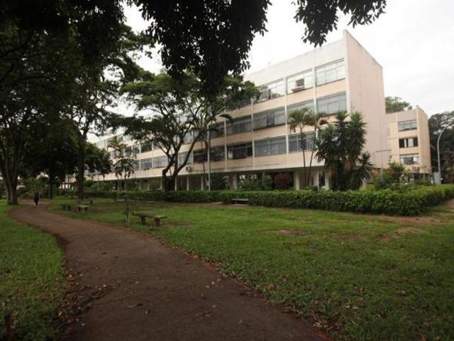 Apartamento à Venda na SQN 409 Bloco Q – Asa Norte | 3 Quartos | 95m² | Suíte | NascentE
