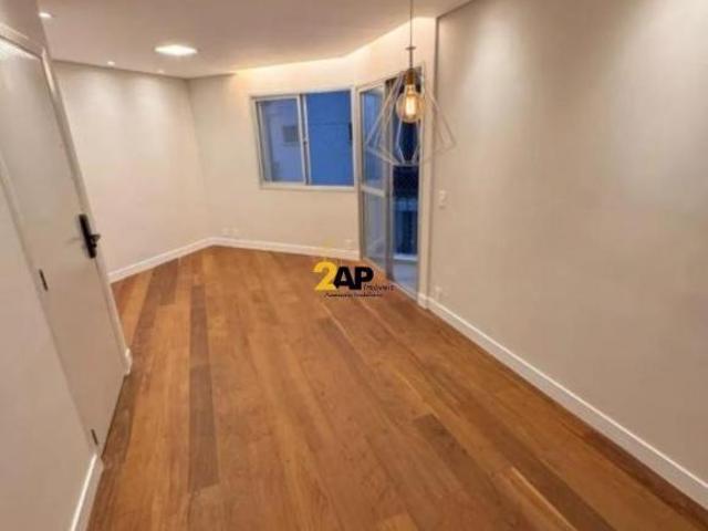 Apartamento à venda na Vila Olímpia, São Paulo SP: 2 quartos, 1 suíte, 2 salas