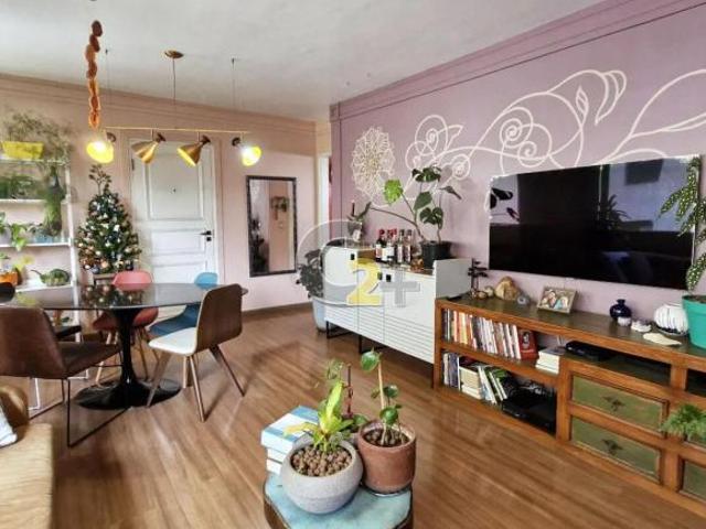 Apartamento à venda na Vila Madalena com 3 quartos, sendo 1 suíte e 1 vaga