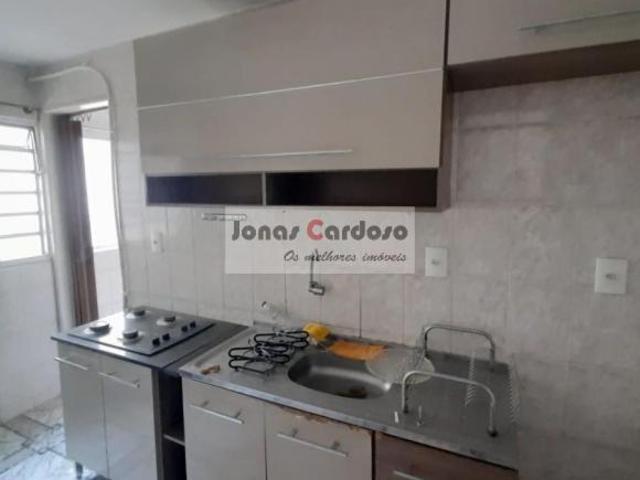 Apartamento à venda na Vila Nova Aparecida em Mogi das Cruzes. Com 2 quartos, sala, banheiro, 1 vaga
