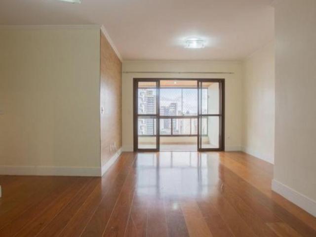 Apartamento à venda na Vila Nova Conceição, São Paulo SP: 3 quartos, 1 suíte, 3