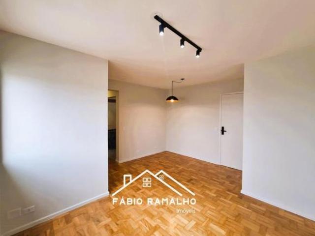 Apartamento à Venda na Vila Paulista: 2 Quartos, Sol da Manhã, e 1 Vaga de Garagem