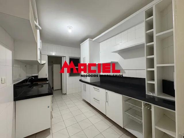 Apartamento à venda na 2ª quadra do Bosque dos Eucaliptos ? São José dos Campos!
