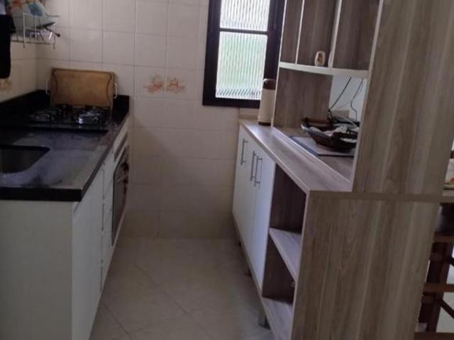 APARTAMENTO À VENDA NAS TONINHAS